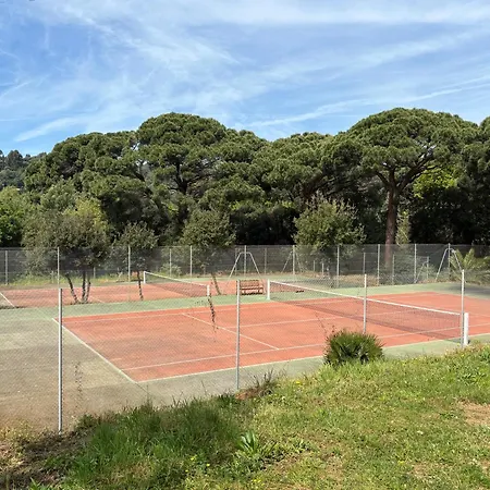 Mas A La Plage- 2 Bedrooms, Terrace, Parking